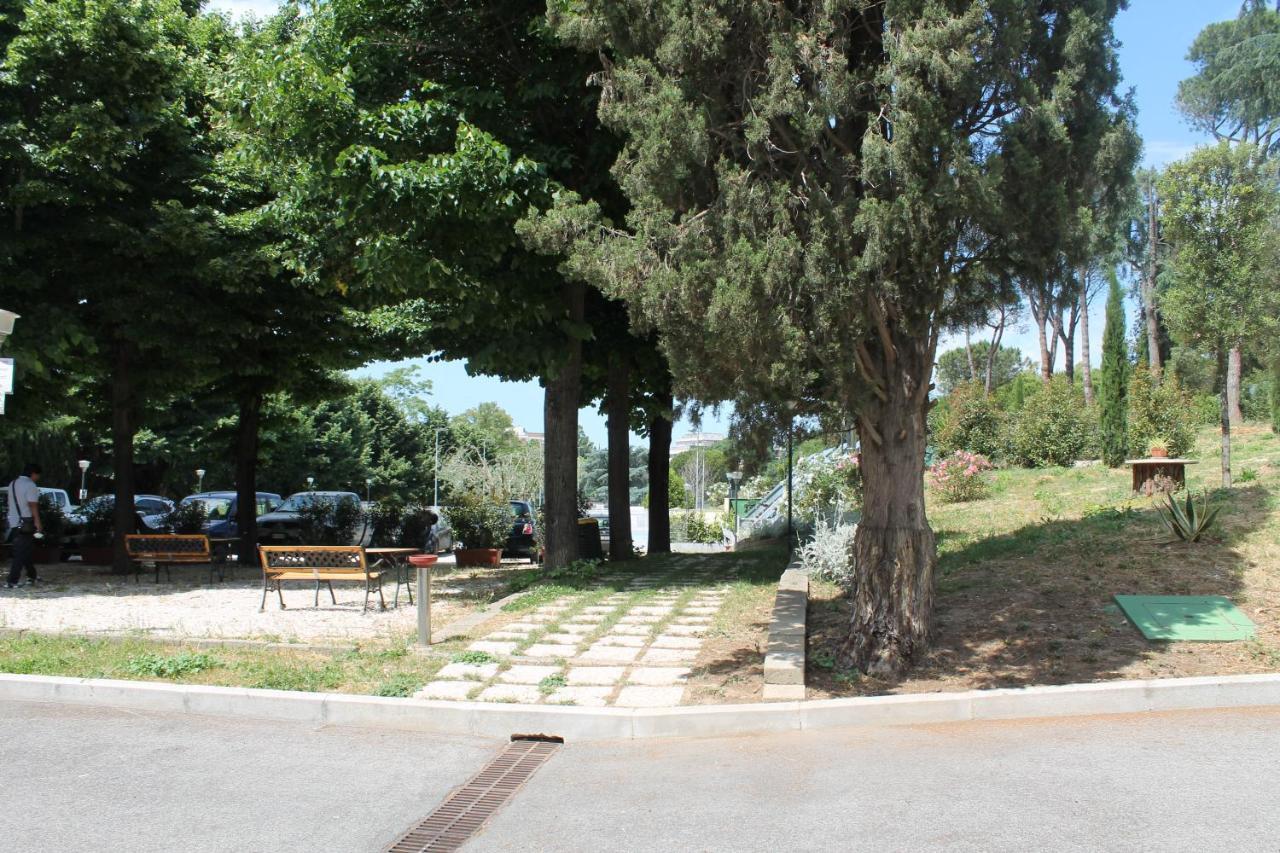 Casa Per Ferie San Juan De Avila Roma Eksteriør bilde